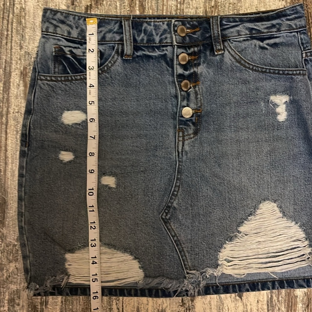 Kancan Destroyed Denim Skirt Size Med. - Picture 7 of 7
